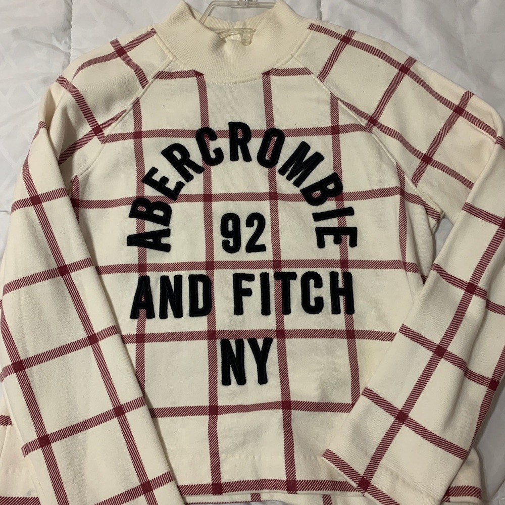 A&F sweatshirt